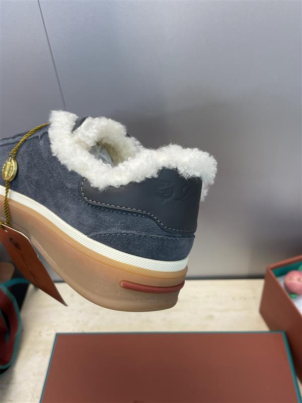 20251128153656572 340